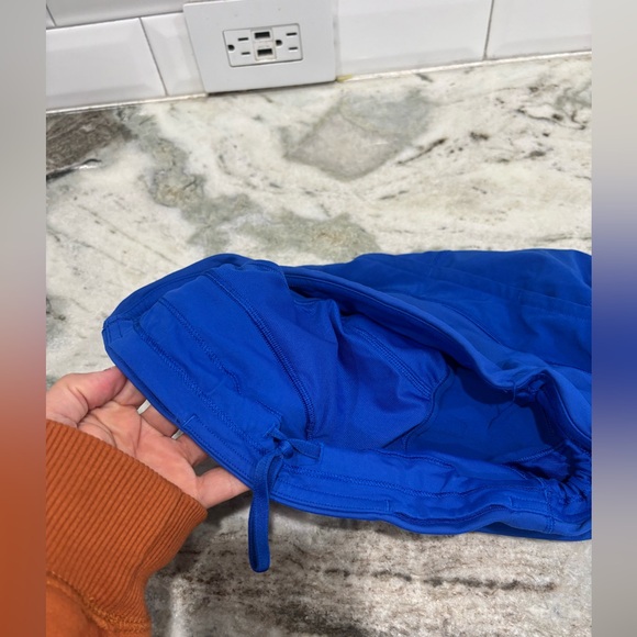 lululemon athletica Women's Vibrant Blue Athletic Shorts, Size:4 - Picture 6 of 8